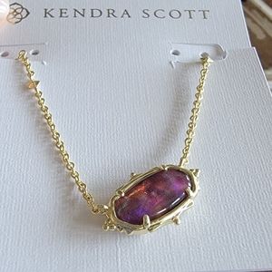 SOLD!!   Kendra Scott Baroque Elisa